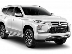 MITSUBISHI PAJRO